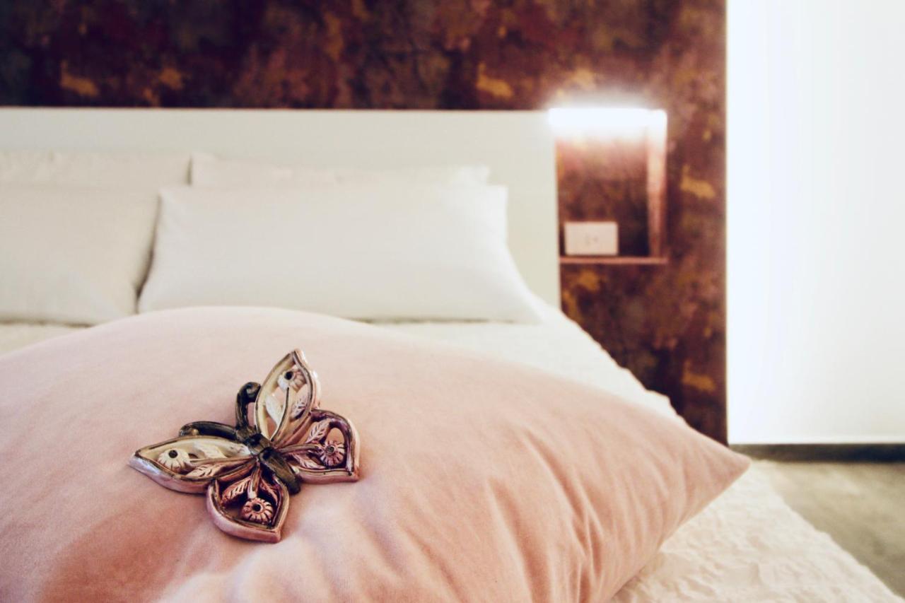 B&B Butterfly Suite Bitritto Bagian luar foto