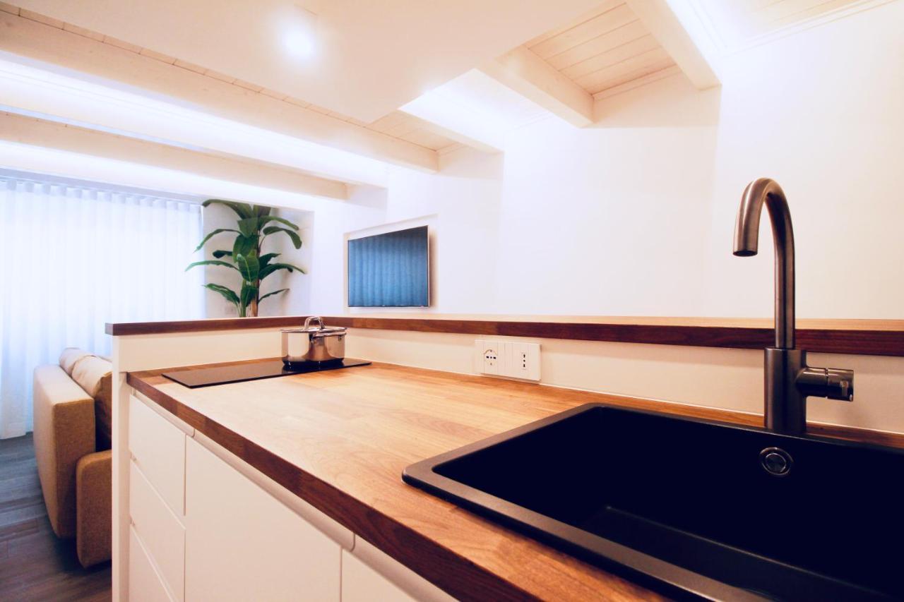 B&B Butterfly Suite Bitritto Bagian luar foto
