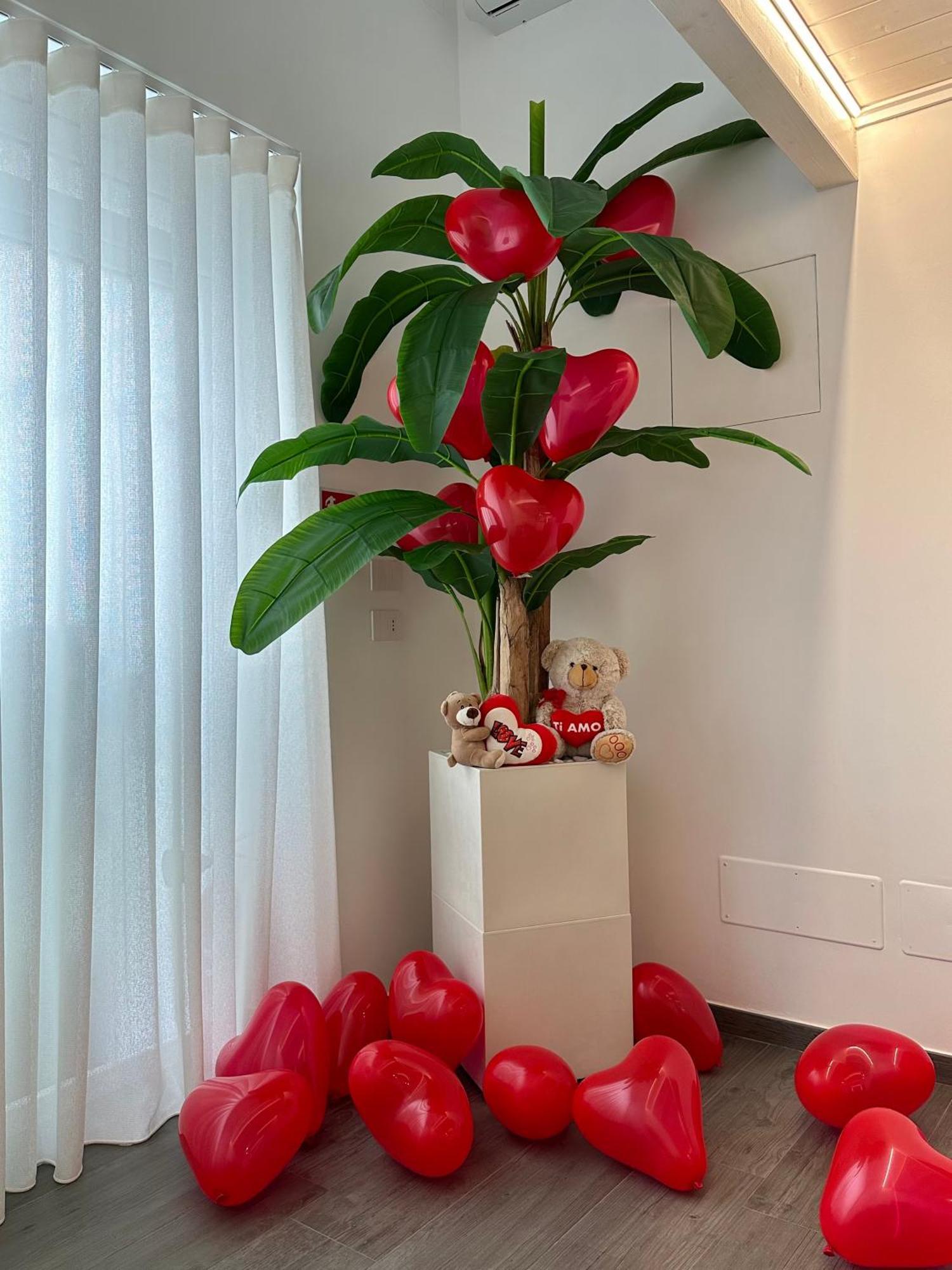 B&B Butterfly Suite Bitritto Bagian luar foto